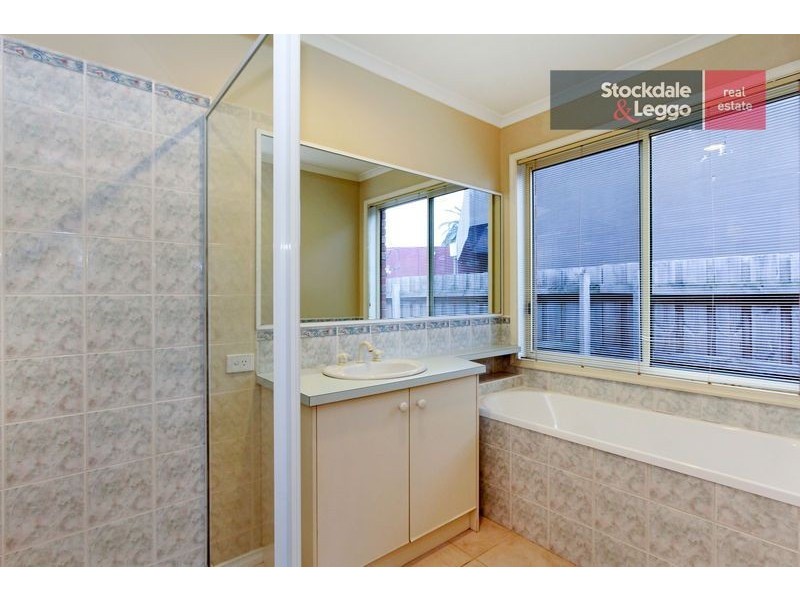 87 Palm Tree Drive, Safety Beach VIC 3936