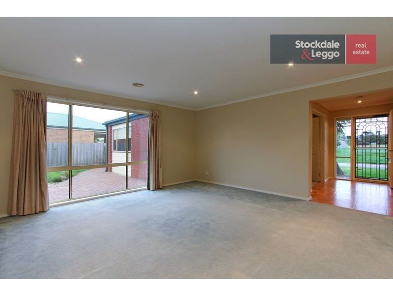 87 Palm Tree Drive, Safety Beach VIC 3936