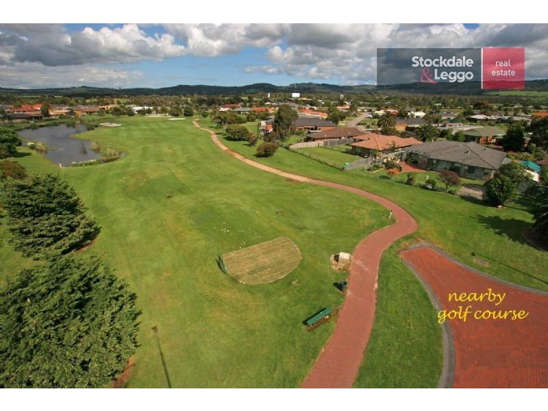 8 Tassel Road, Safety Beach VIC 3936