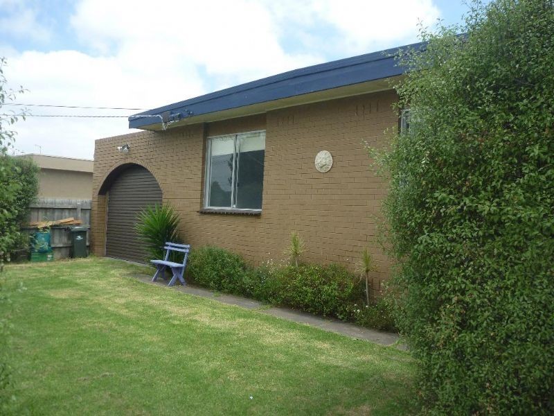 1/22 Palm Grove, Dromana VIC 3936