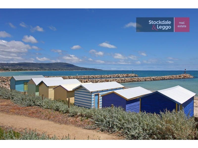 2/37 Seaview Avenue, Safety Beach VIC 3936