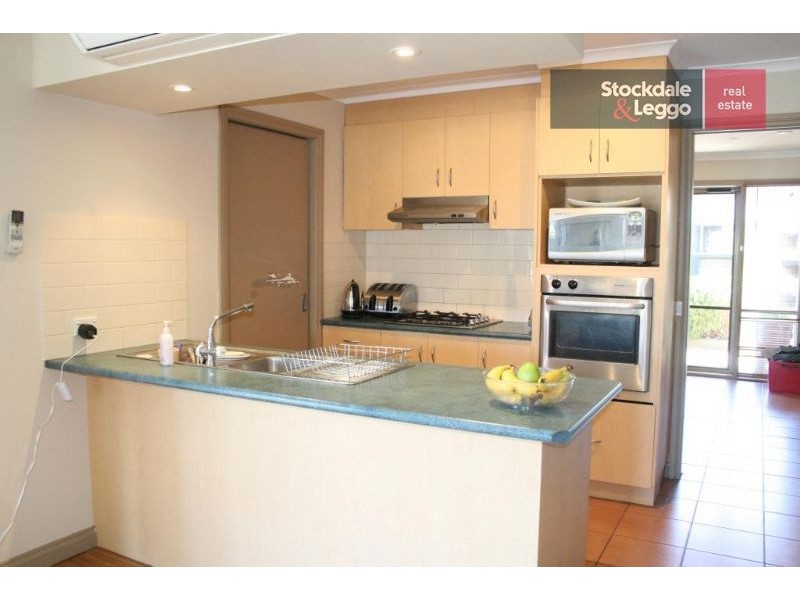 8 Lakeside Court, Safety Beach VIC 3936