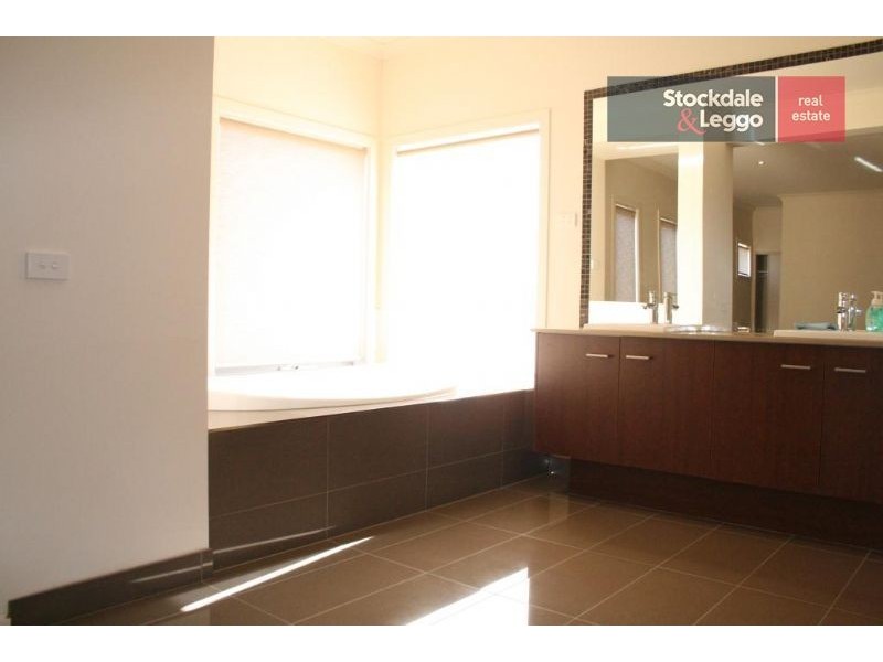 138 Clipper Quay, Safety Beach VIC 3936