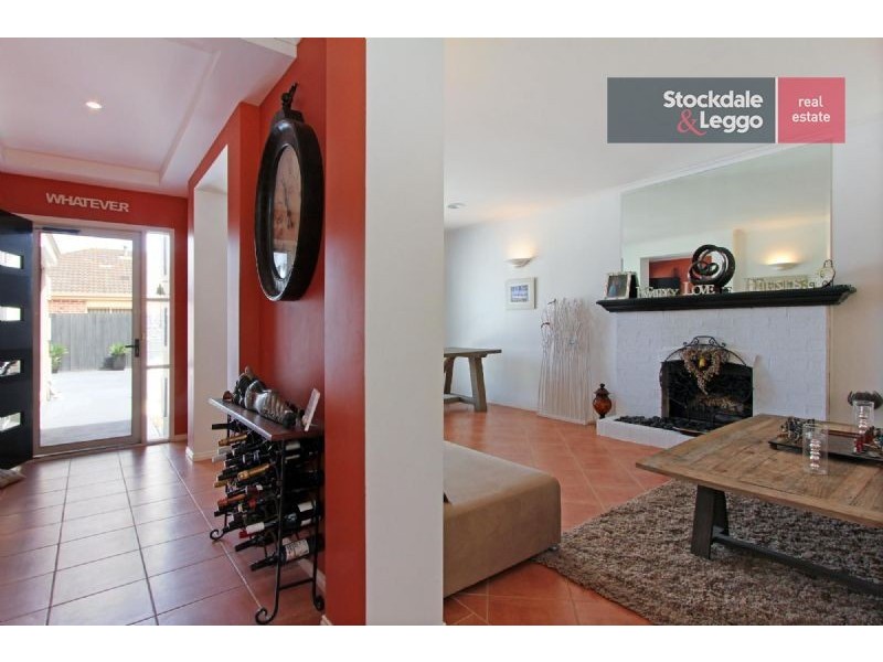 6 Twilight Place, Safety Beach VIC 3936