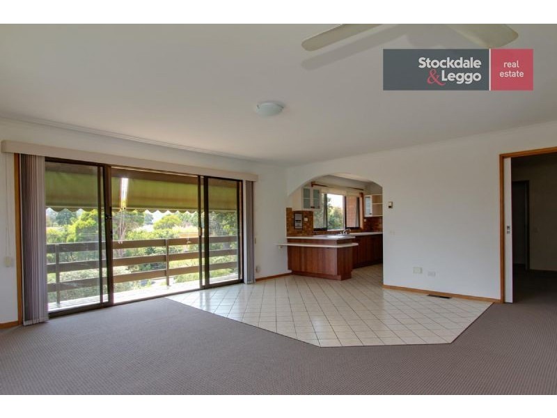 10 Knott Street, Safety Beach VIC 3936