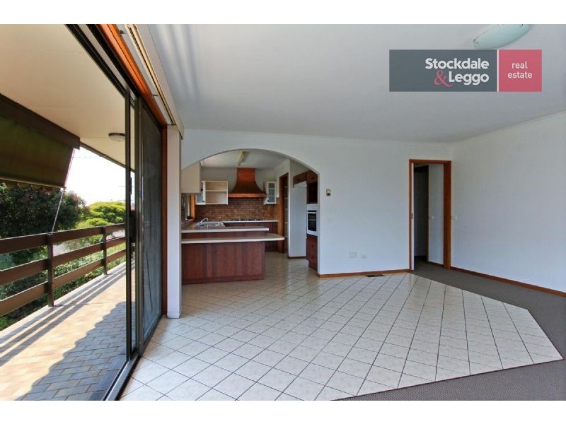 10 Knott Street, Safety Beach VIC 3936