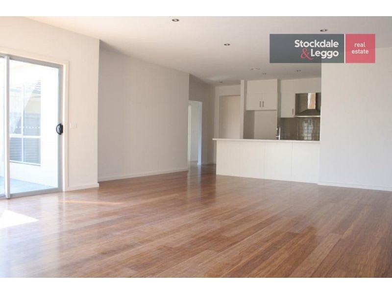 3/37 Seaview Avenue, Safety Beach VIC 3936