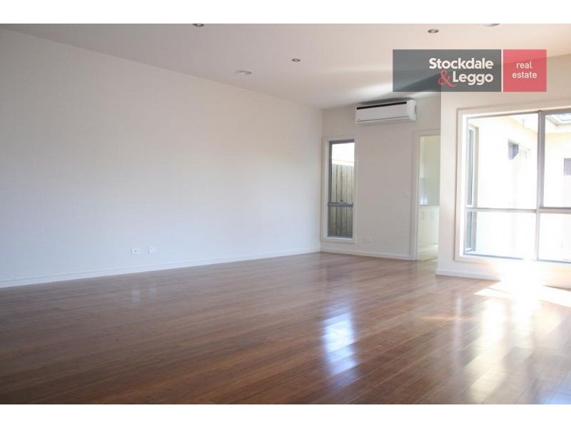 3/37 Seaview Avenue, Safety Beach VIC 3936