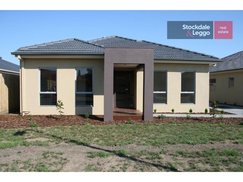 3/37 Seaview Avenue, Safety Beach VIC 3936