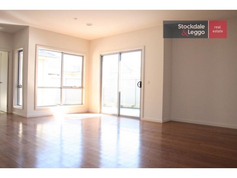 3/37 Seaview Avenue, Safety Beach VIC 3936