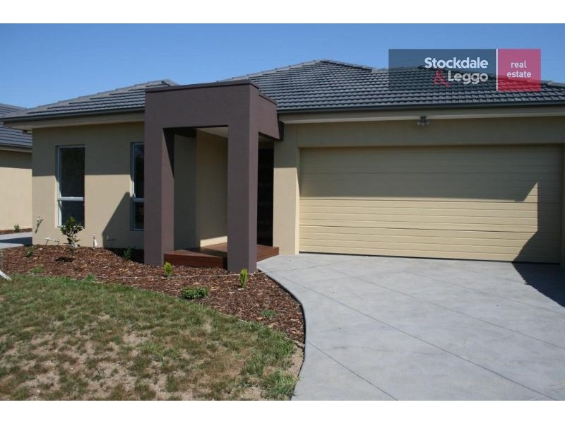 1/37 Seaview Avenue, Safety Beach VIC 3936