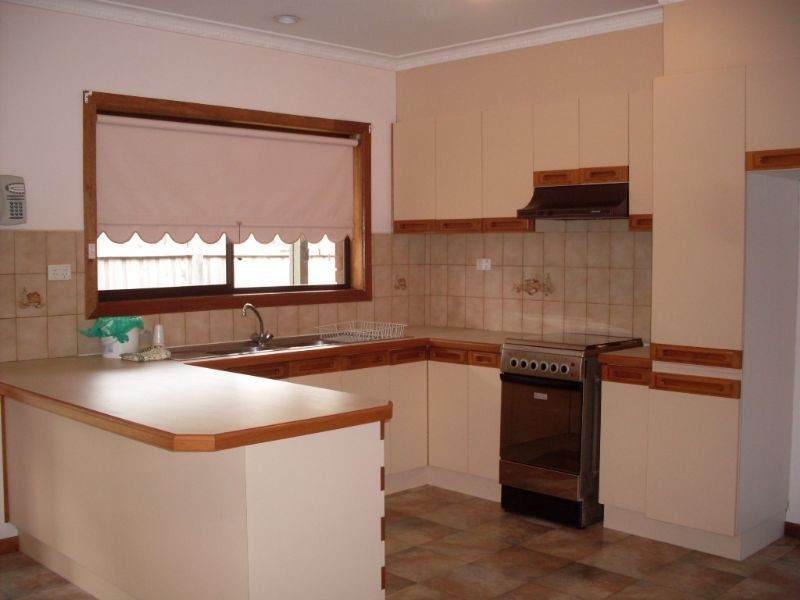 2/43 Armstrong Road, Mccrae VIC 3938