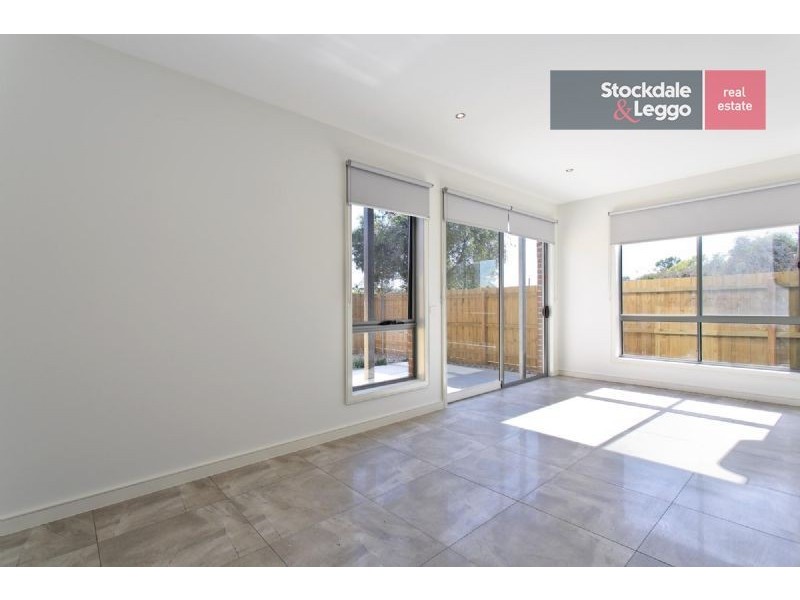 1/4 Harrison Street, Dromana VIC 3936