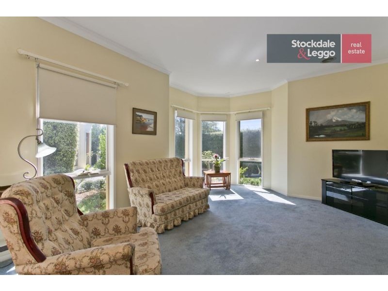 2/2 Joan Avenue, Dromana VIC 3936