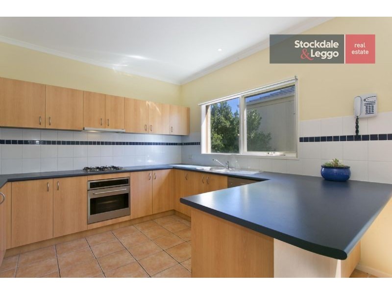 2/2 Joan Avenue, Dromana VIC 3936