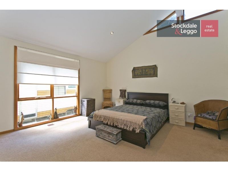 89 Rainier Avenue, Dromana VIC 3936