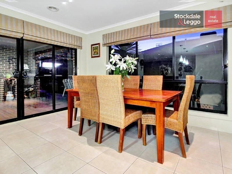 6 Parkedge Circuit, Rosebud VIC 3939