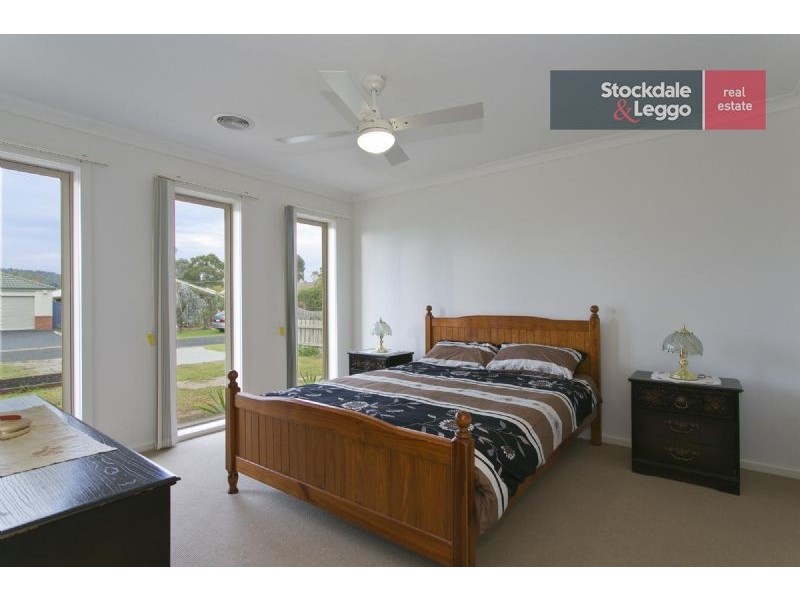 36 Coveside Avenue, Safety Beach VIC 3936