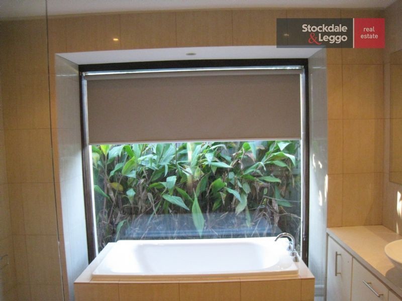 103 Seaview Avenue, Safety Beach VIC 3936