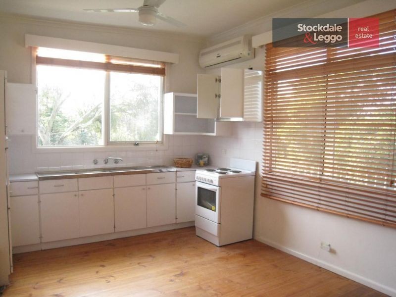 89 Seaview Avenue, Safety Beach VIC 3936