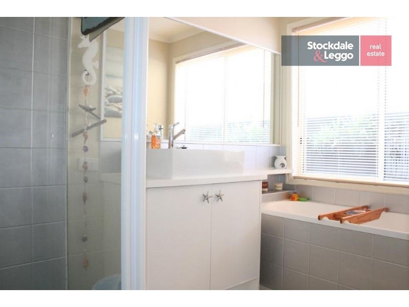 87 Palm Tree Drive, Safety Beach VIC 3936