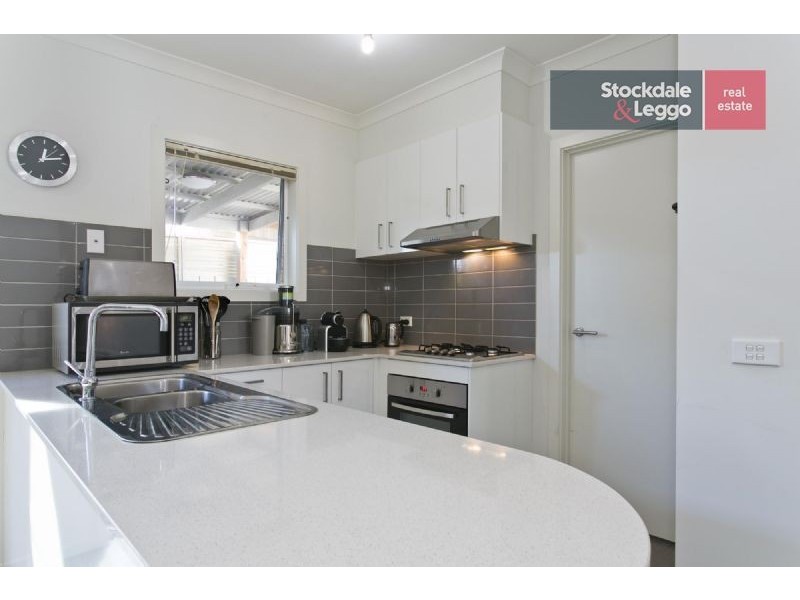 8/251 Dromana Parade, Safety Beach VIC 3936