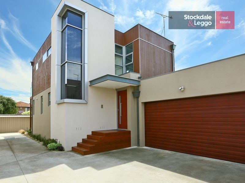 4/341 Dromana Parade, Safety Beach VIC 3936