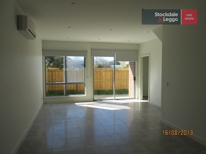 3/4 Harrison Street, Dromana VIC 3936