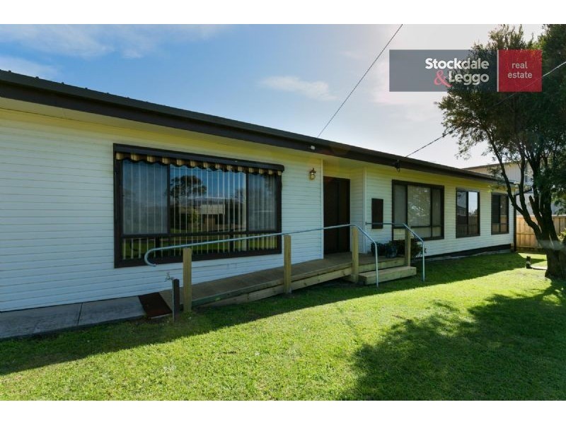 6 Heales Street, Dromana VIC 3936