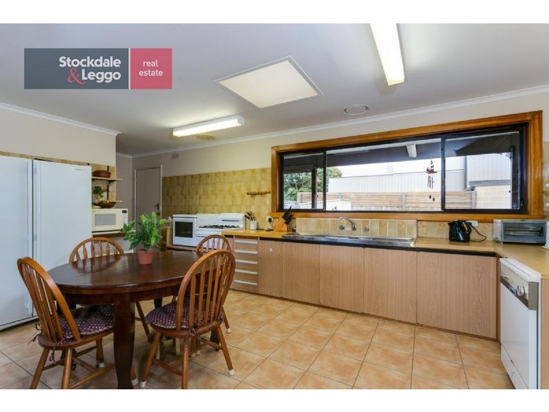 6 Heales Street, Dromana VIC 3936