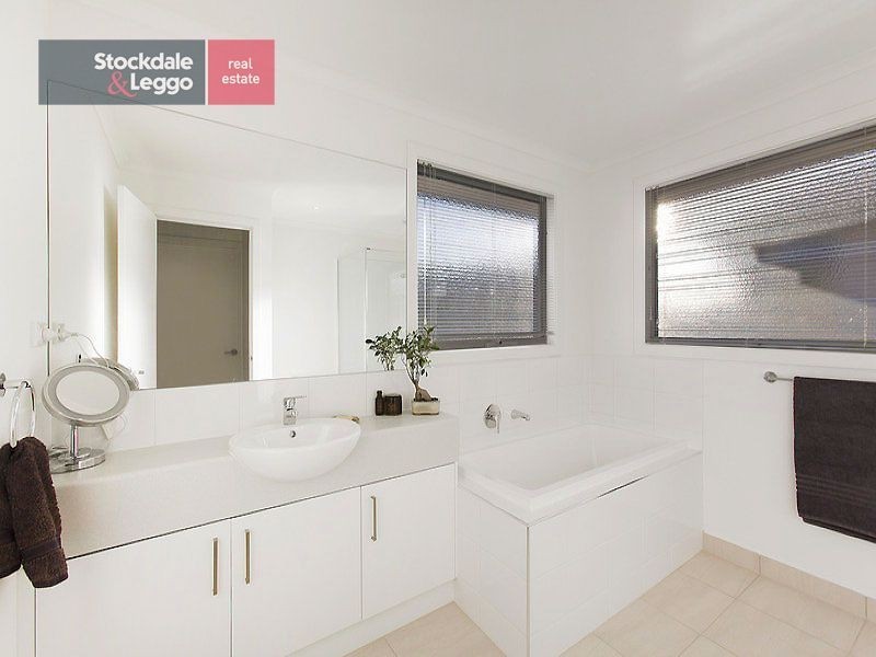 5/140 Country Club Drive, Safety Beach VIC 3936