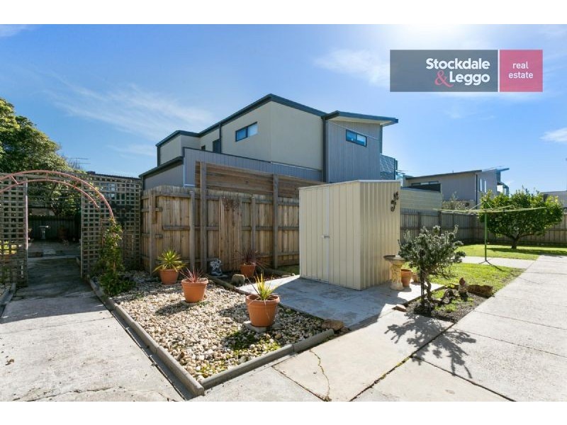 6 Heales Street, Dromana VIC 3936