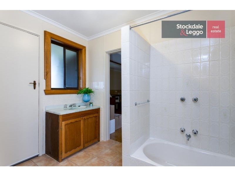 6 Heales Street, Dromana VIC 3936