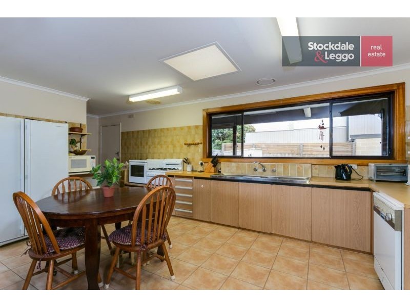 6 Heales Street, Dromana VIC 3936