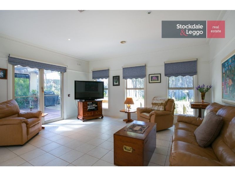 5 Somerset Place, Safety Beach VIC 3936