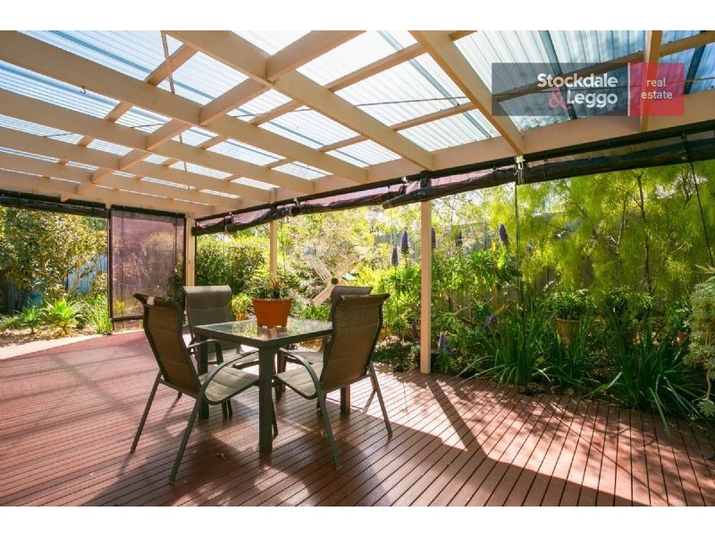 5 Somerset Place, Safety Beach VIC 3936