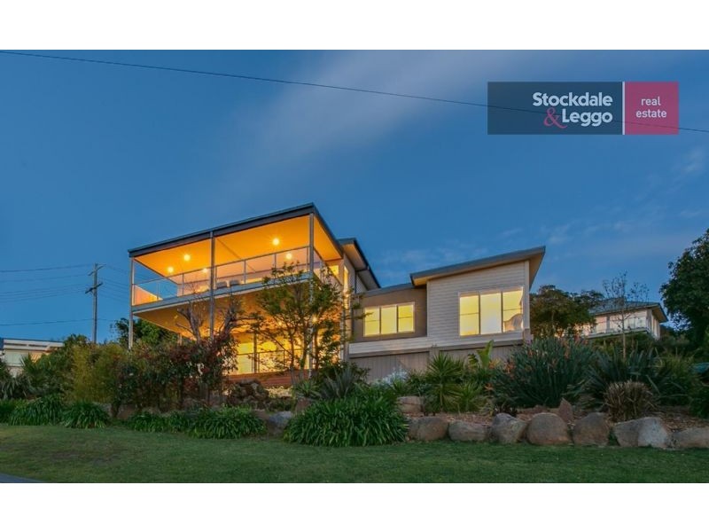 2-4 Wyuna Court, Mount Martha VIC 3934