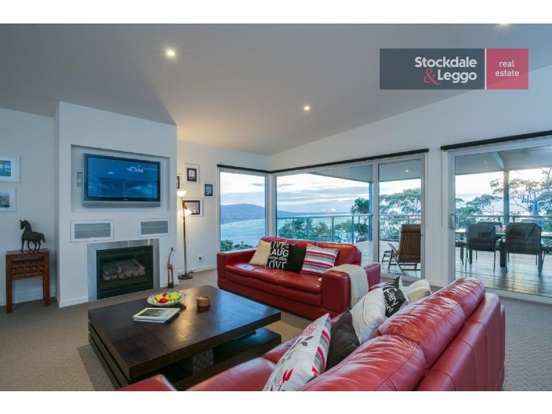 2-4 Wyuna Court, Mount Martha VIC 3934