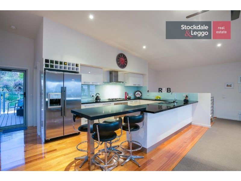 2-4 Wyuna Court, Mount Martha VIC 3934