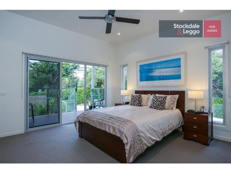 2-4 Wyuna Court, Mount Martha VIC 3934