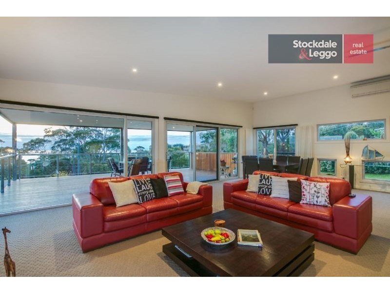 2-4 Wyuna Court, Mount Martha VIC 3934