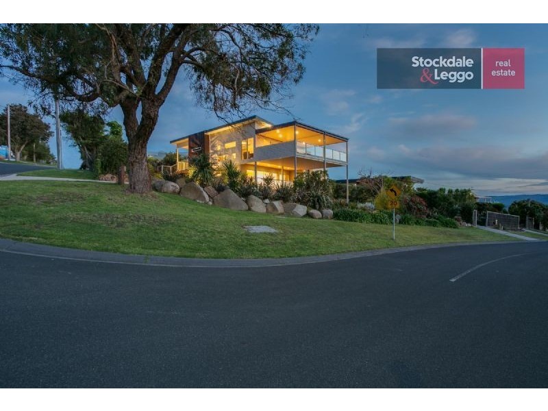 2-4 Wyuna Court, Mount Martha VIC 3934