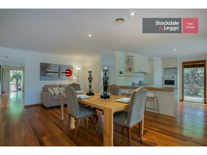 72 Victoria Street, Safety Beach VIC 3936