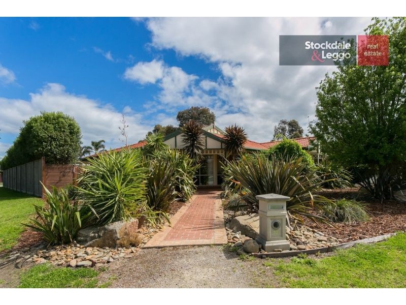72 Victoria Street, Safety Beach VIC 3936