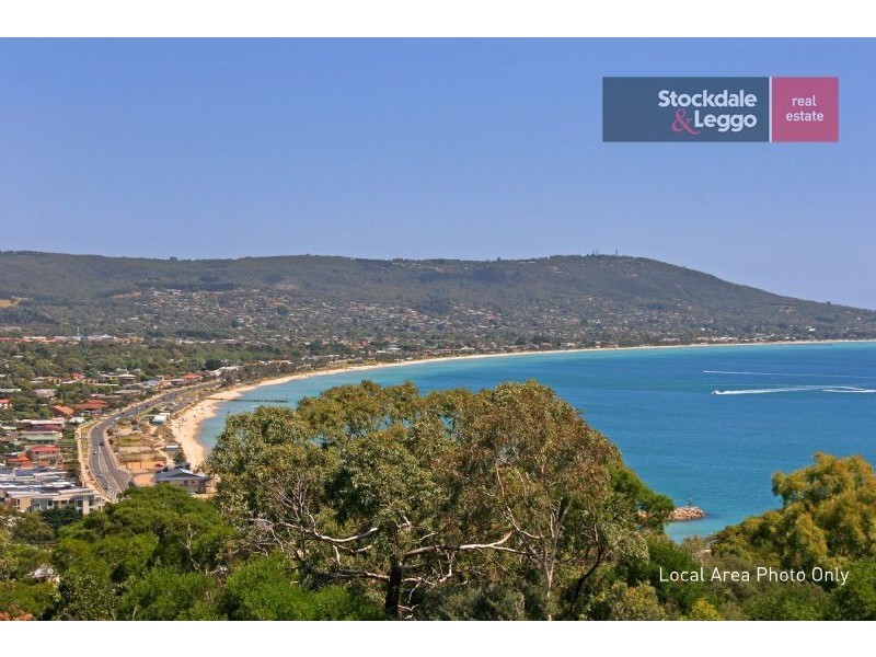 30 Bruce Road, Safety Beach VIC 3936