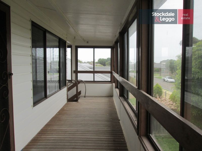 UPPER 27 Watson Avenue, Dromana VIC 3936