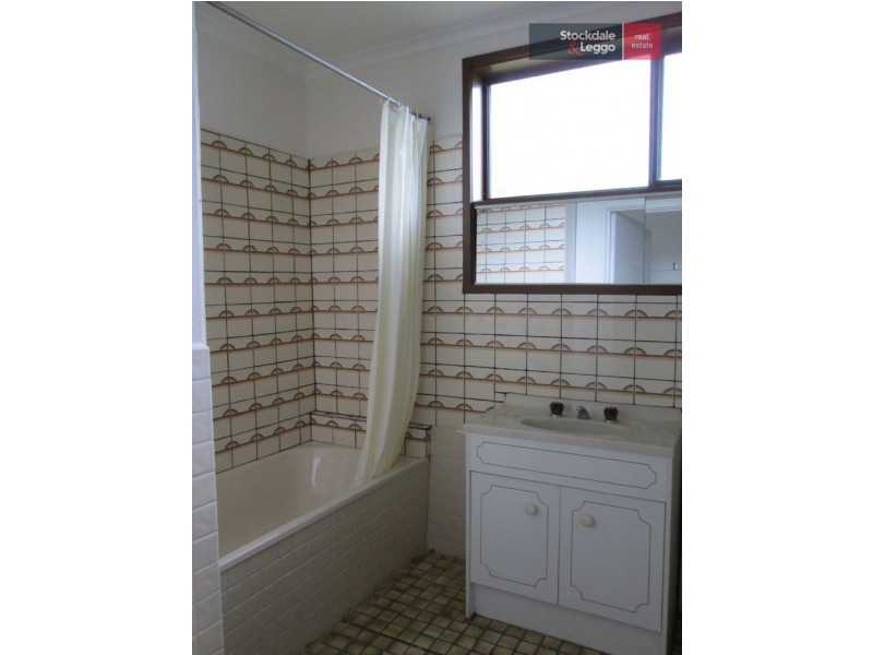 27 Watson Avenue, Dromana VIC 3936