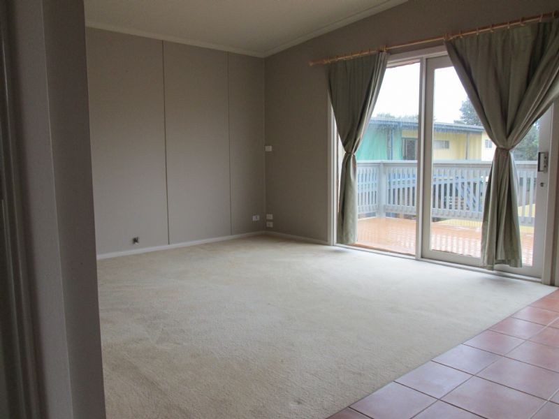79 Dromana Parade, Safety Beach VIC 3936