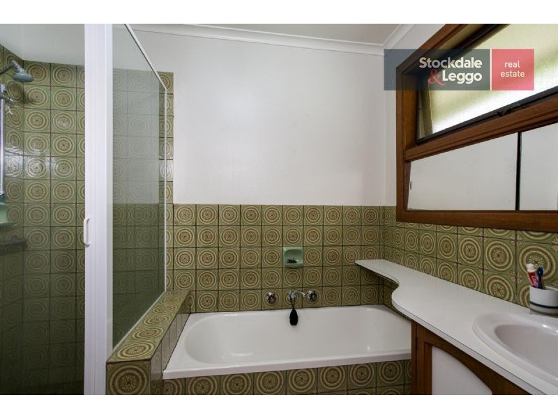 17 Seaview Parade, Dromana VIC 3936