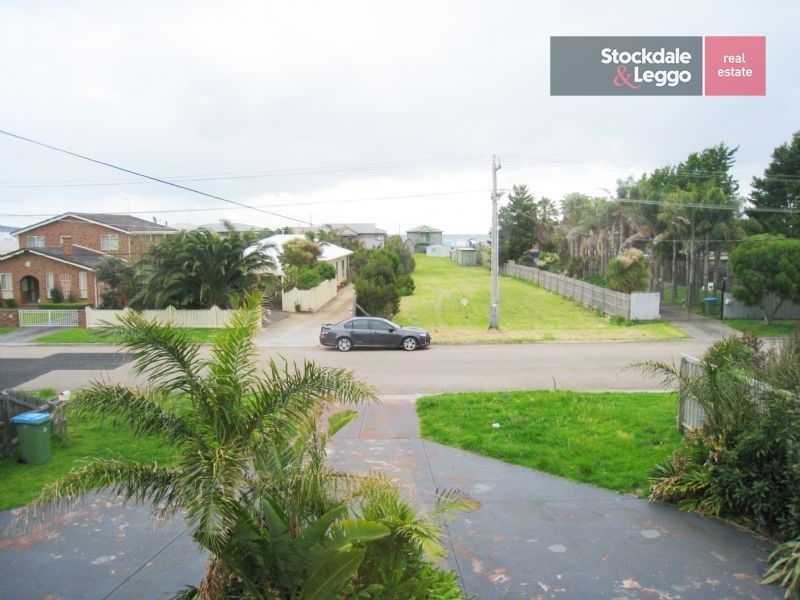 Upper 254 Dromana Parade, Safety Beach VIC 3936